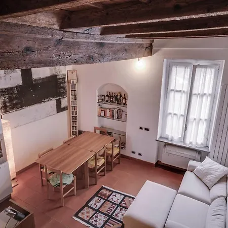 Lovely Beautiful In Gioia Area Apartamento